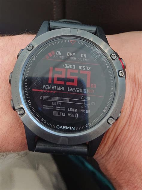 garmin gmt watch face